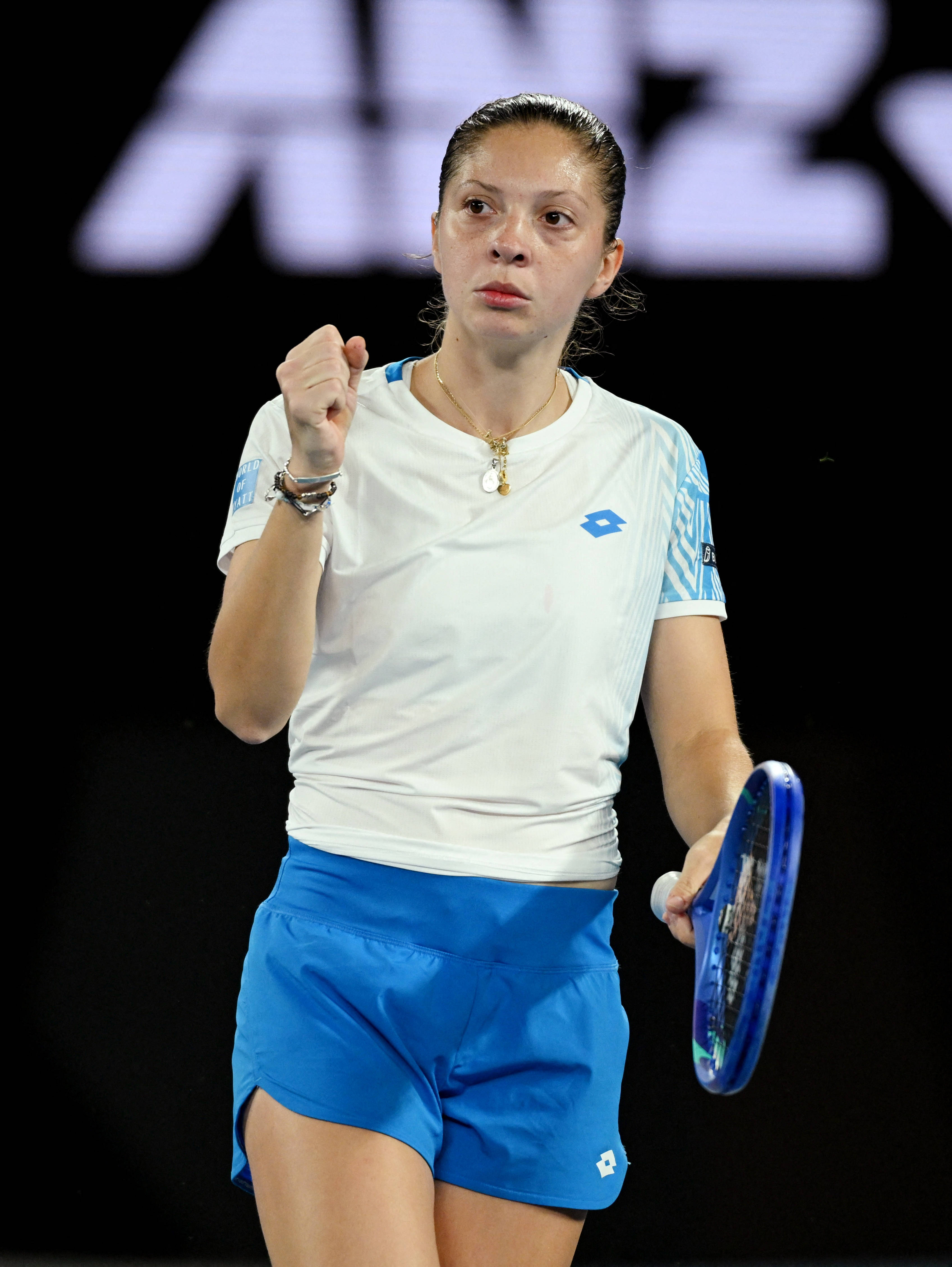 九游体育app-大坂直美赛事官方发布惊艳表现新规凯恩连续十五场比赛得分超过伤愈复出，现场解说直呼：今晚底特律活塞调整名单以备NBA季后赛